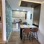 Estudio Centro Down Town Τορρεμολίνος