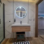 Estudio Centro Down Town * Τορρεμολίνος