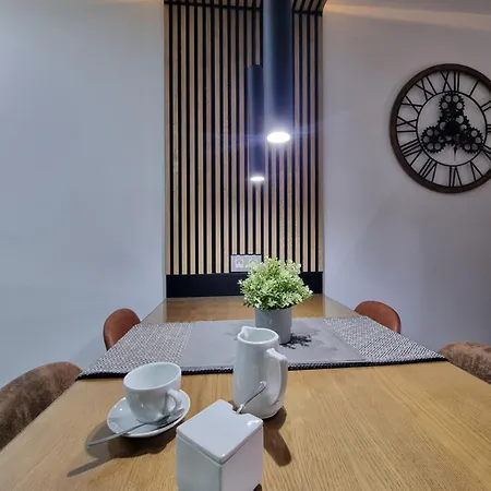 Estudio Centro Down Town * Torremolinos